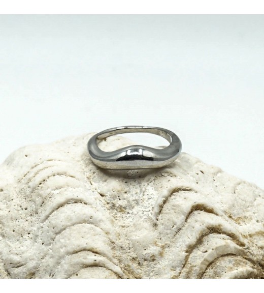 Minimal Collection Ring - Irregular Shape. Silvery